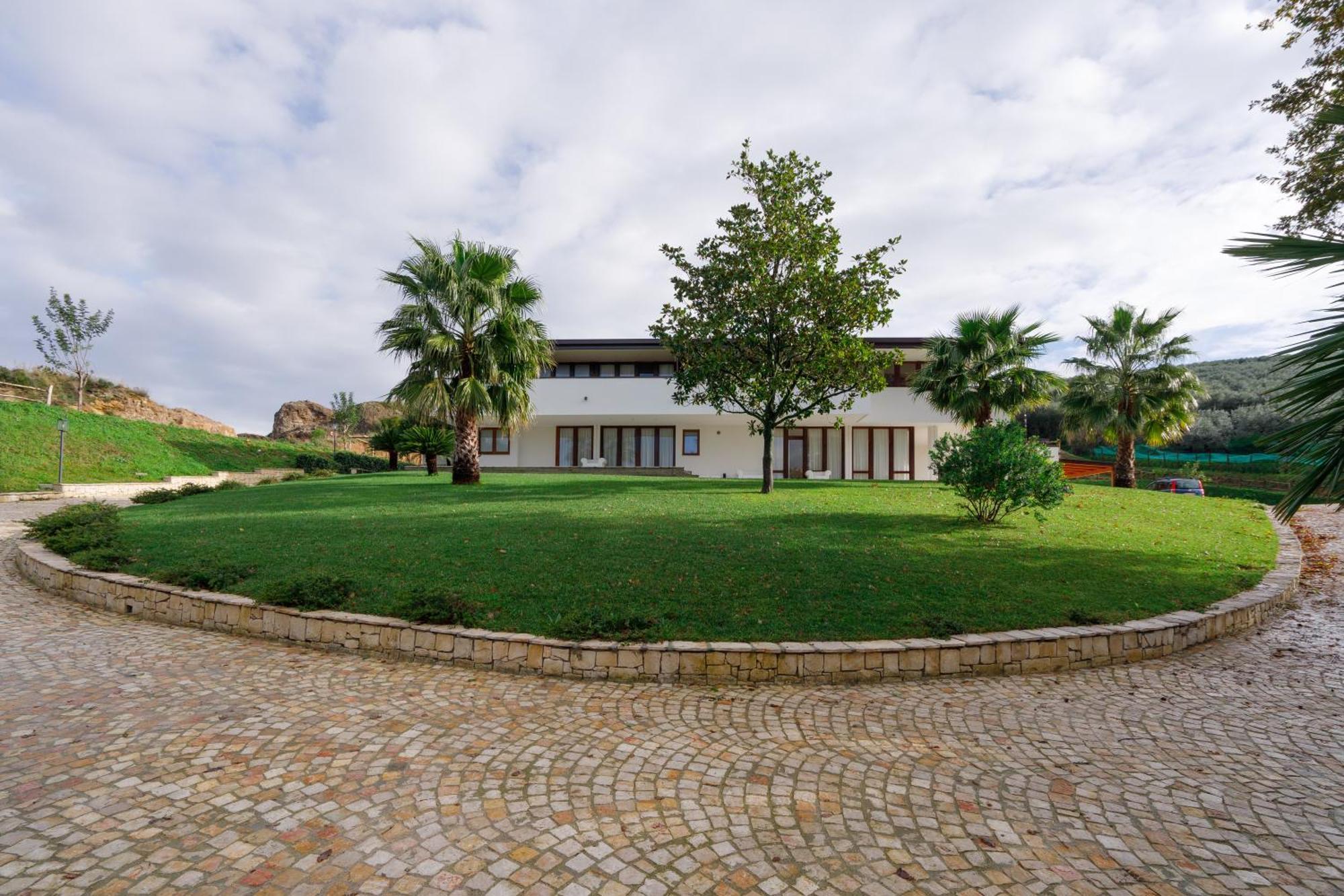 Aria - Villa Di Campagna Montecorvino Rovella Εξωτερικό φωτογραφία